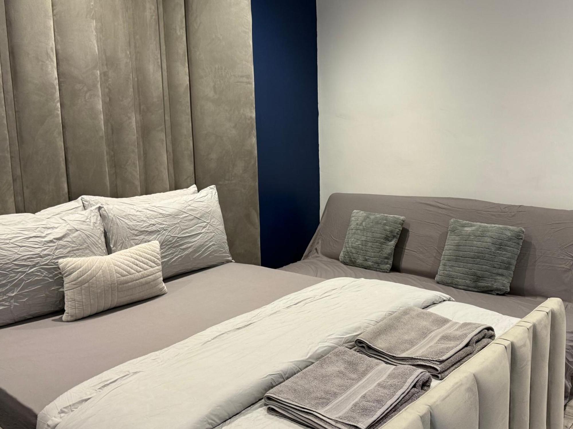 5 Bed Town House Within City Centre And Sleeps Up To 11 With Sky And Netflix Birmingham Eksteriør billede